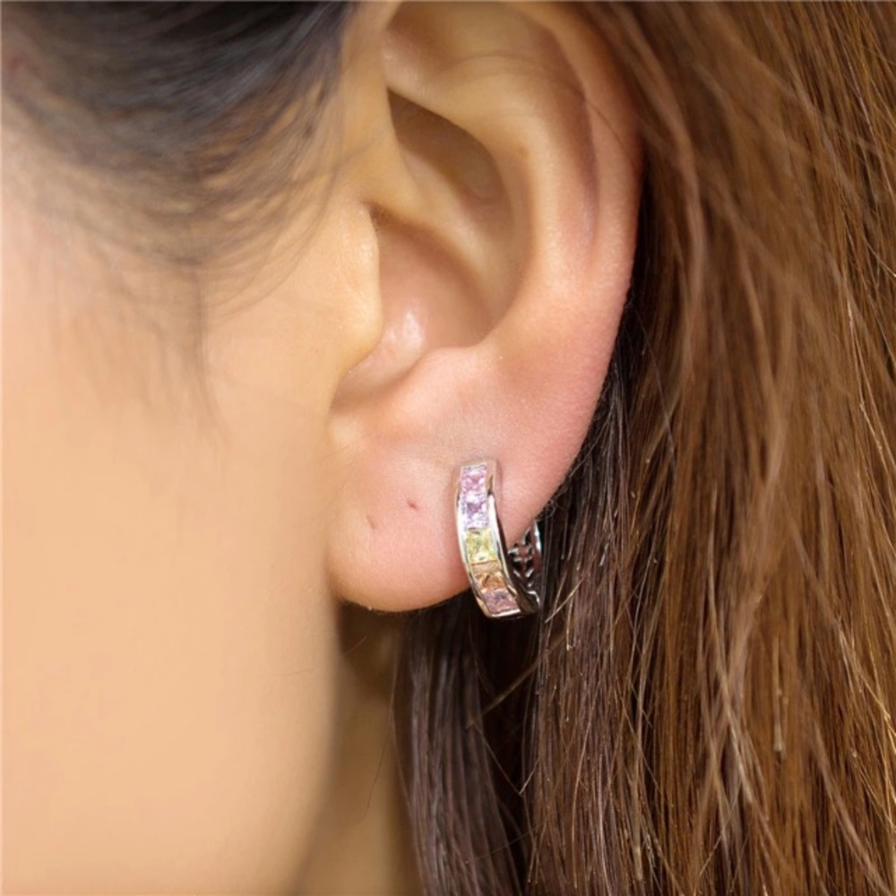 NEW๐๐LOVE! CRYSTAL CLEAR CZ HOOPS๐๐CHANNEL SET - Picture 3 of 5